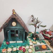 Выставка осенних поделок "Осенний калейдоскоп" 23.10.2023-27.10.2023