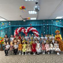 День матери в группе "Божья коровка"