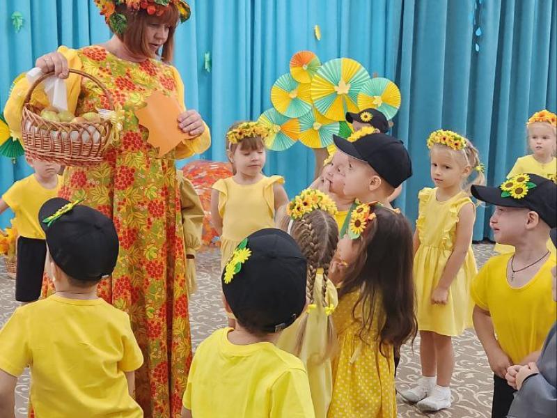 Праздник осени в группе "Буратино"