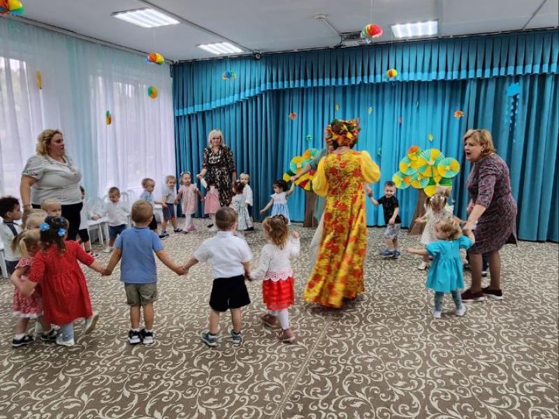 Праздник осени группа "Цветочек"