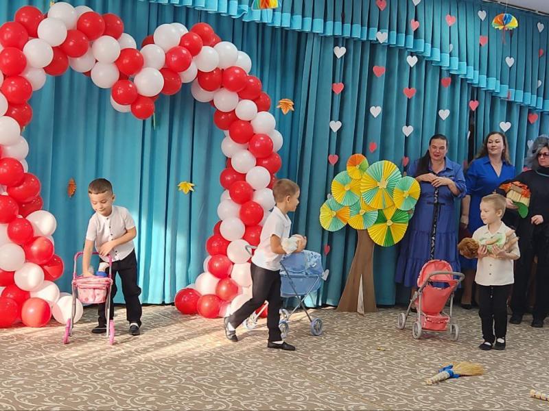 День матери в группе "Колокольчик"