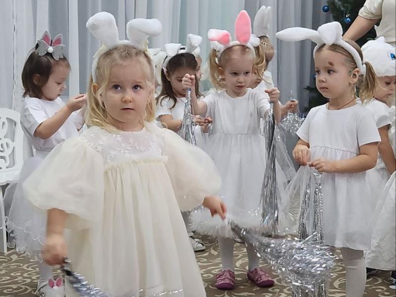 "Новый год у зайчат